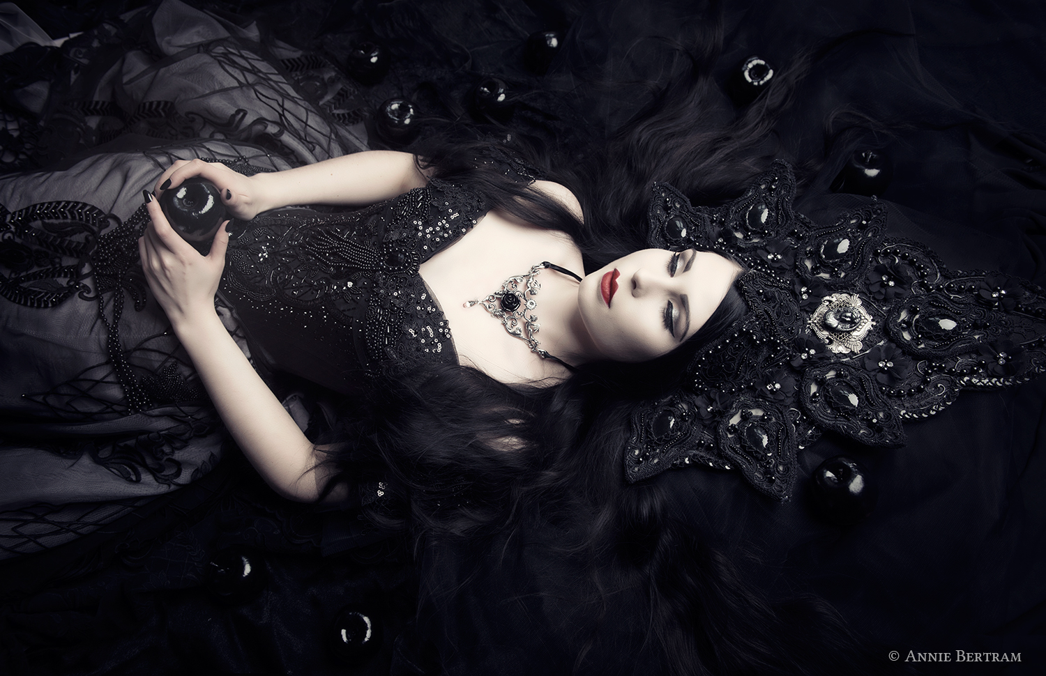 Gothic Photoshooting with Mademoiselle Kharma.